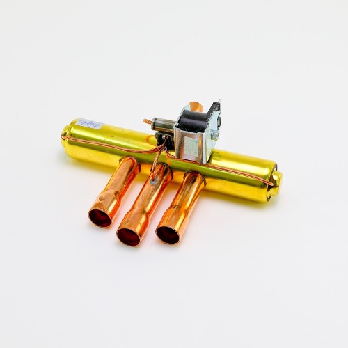 Carrier s69172600 reversing valve with solenoid