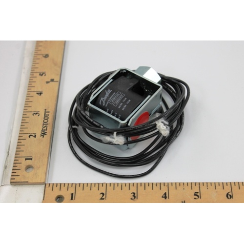Danfoss 018f4103 24v 14w conduit coil with 70" lead wire