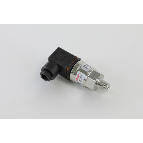 Danfoss 060g1143 4-20ma 1/4" 0-200 psi pressure transducer