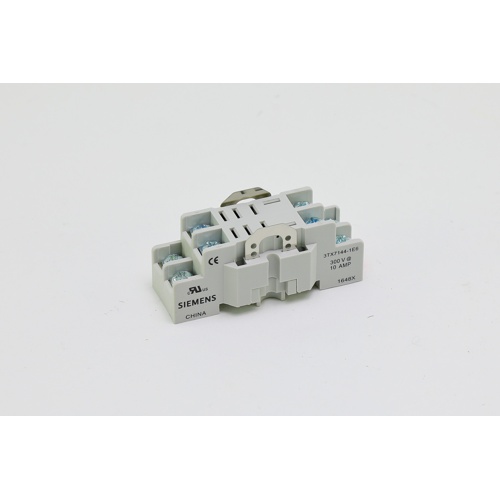 Siemens 3tx7144-1e6 8-pin relay socket with screw terminals