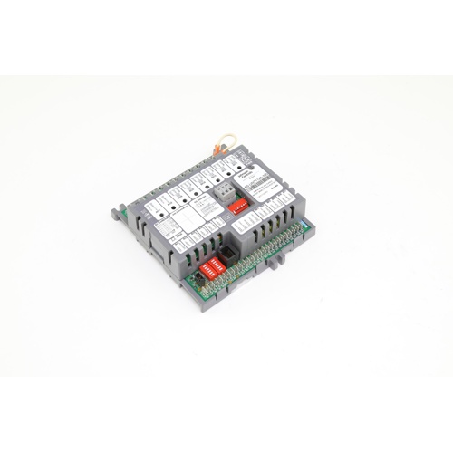 Johnson controls as-unt1126-700 unitary controller, 2ao/6bo, -40 to 60°c
