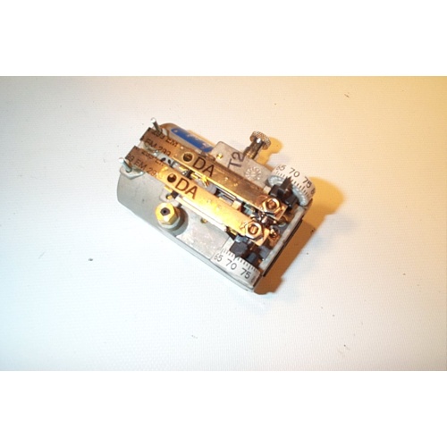 Johnson controls t-4516-201 dual temp high volume output pneumatic thermostat