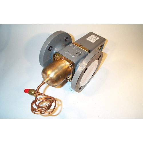 Johnson controls v46ar-1 1-1/2" cast iron pressure actuated water regulating valve