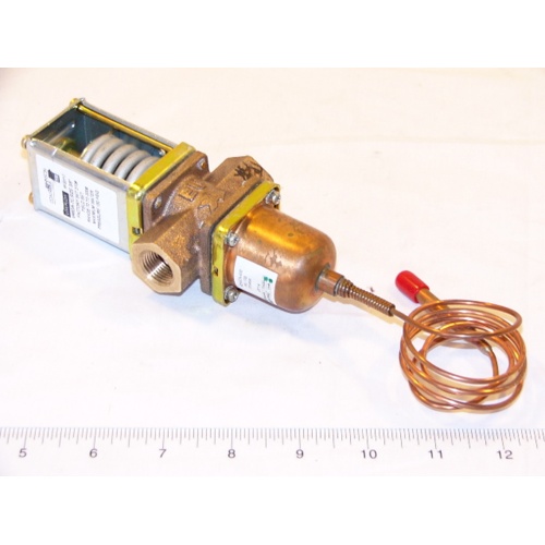Johnson controls v46da-7 pressure actuated water regulating valve, 3/8" npt, 30" capillary, open on rise