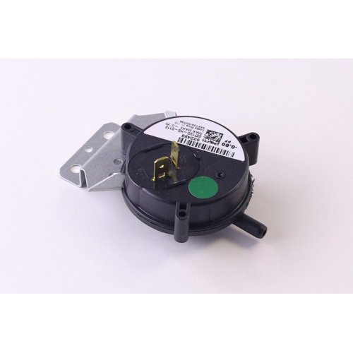 Nordyne 632499r -0. 60"wc spst pressure switch with 1/4" barb connection