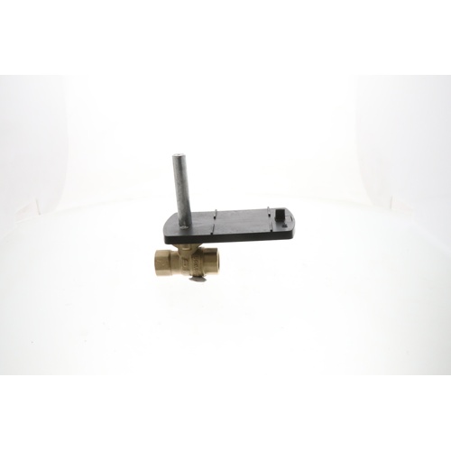 Siemens 599-10301 1/2" npt two-way ball valve, 0. 63 cv, brass body