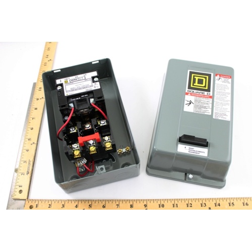 Schneider electric (square d) 8536scg3v08 three-pole ac magnetic nema motor starter