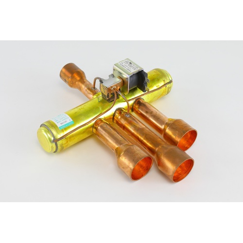 Trane val8391 1-1/8" x 1-3/8" odf 10-ton 24v reversing valve